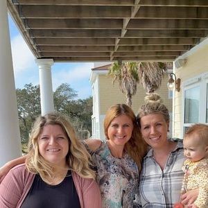 Meet your Posher, Connie